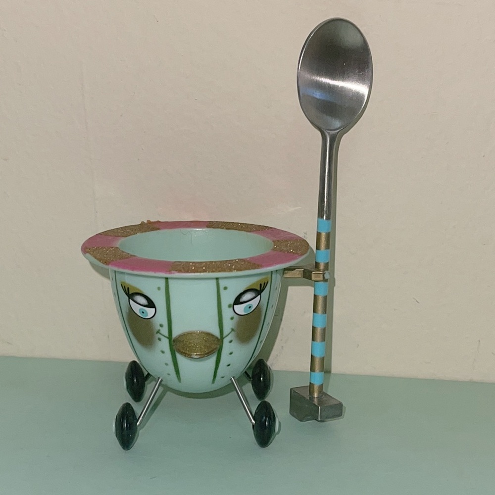 Cutest Egg Cup by Pylones